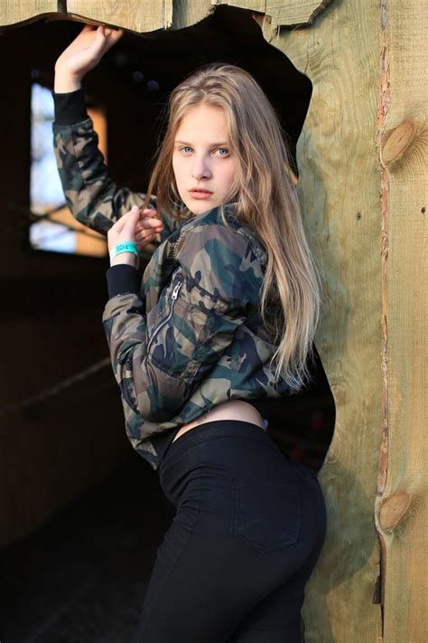 anya volkova hotmilfsfuck
